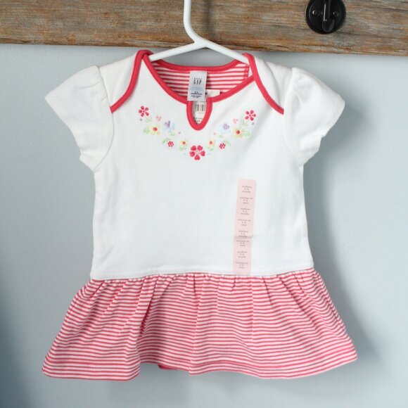 🍁5/$25🎃 Gap Size 3-6M Dress Romper - Picture 1 of 3